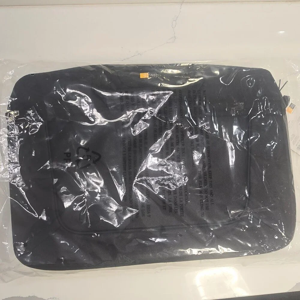 Case Logic Laptop Bag - NWT